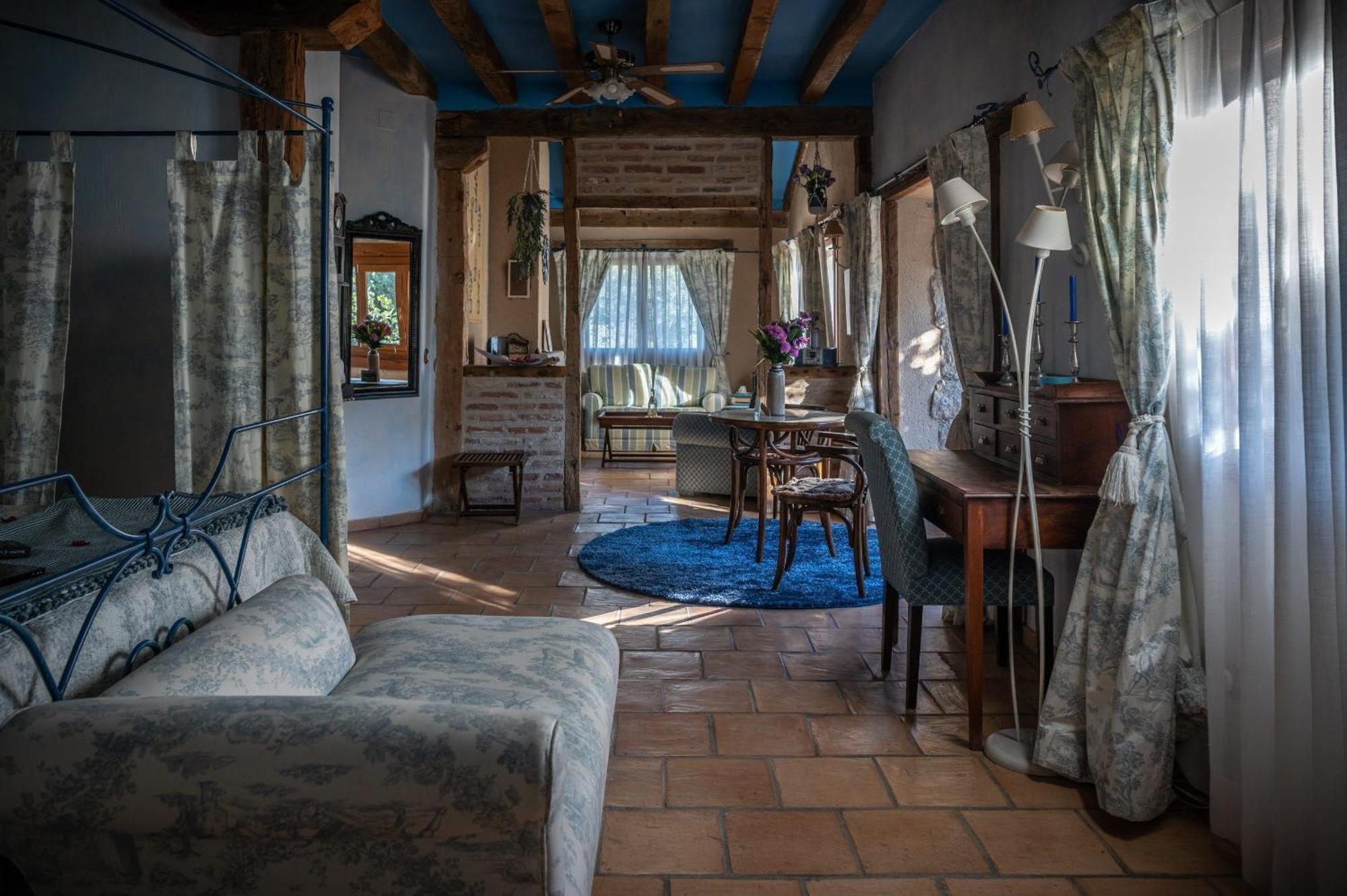 Posada Restaurante Fuenteplateada Кольядо-Эрмосо Экстерьер фото