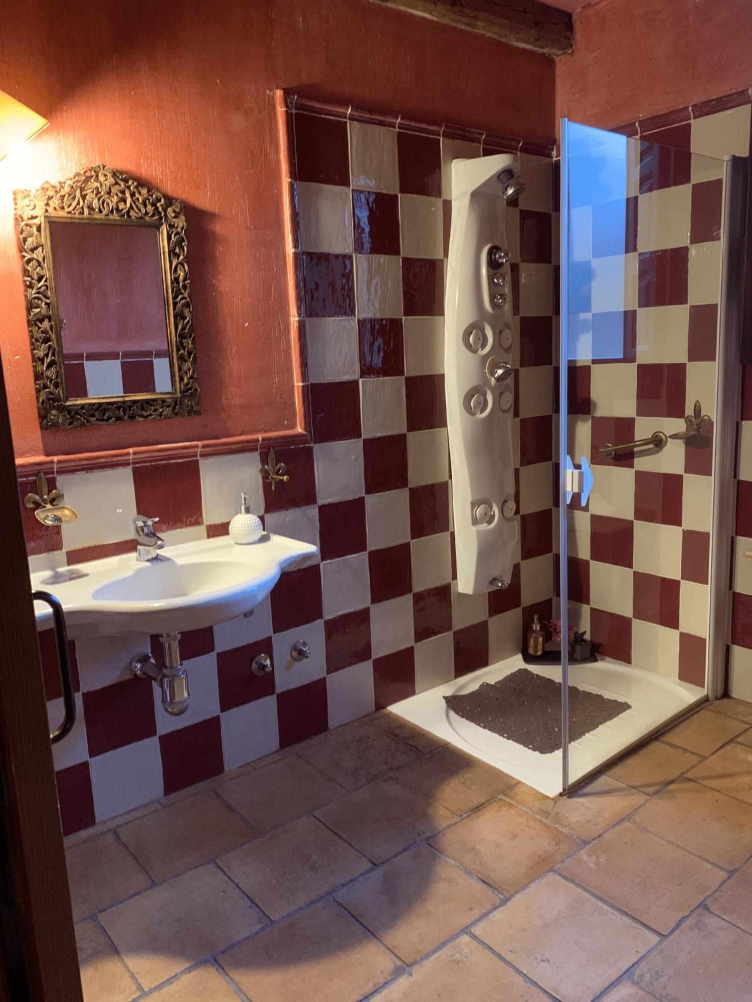 Posada Restaurante Fuenteplateada Кольядо-Эрмосо Экстерьер фото